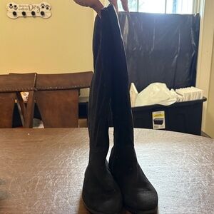 Elegant Black Women's Boots